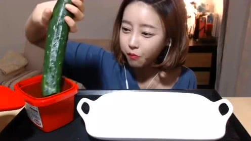 娱乐吃瓜酱的第一个作品,揭秘娱乐圈幕后风云 第2张 娱乐吃瓜酱的第一个作品,揭秘娱乐圈幕后风云 第2张