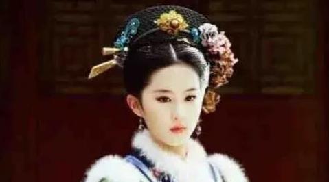 娱乐圈吃瓜飞云芈月是谁,揭秘神秘网红背后的故事 第1张 娱乐圈吃瓜飞云芈月是谁,揭秘神秘网红背后的故事 第1张