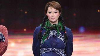 娱乐吃瓜女星敬酒,随和敬酒展现明星风范  第3张