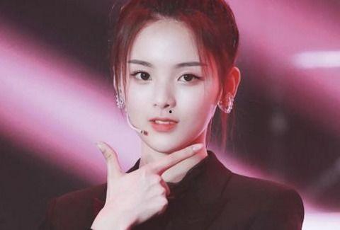 娱乐吃瓜酱网友,吃瓜群众视角下的明星生活与幕后真相 第3张 娱乐吃瓜酱网友,吃瓜群众视角下的明星生活与幕后真相 第3张