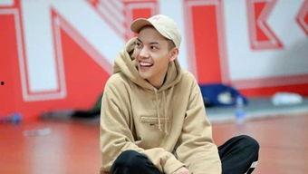 吃瓜娱乐社v,揭秘娱乐圈幕后故事,带你领略明星真实生活 第1张 吃瓜娱乐社v,揭秘娱乐圈幕后故事,带你领略明星真实生活 第1张