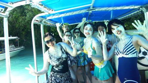 娱乐吃瓜君英文,Entertainment Gossiper: The English Expression for the 'Eating Water' Enthusiast