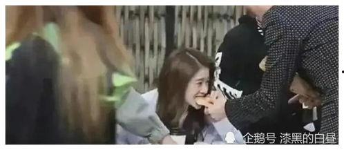 娱乐吃瓜女艺人红后,女艺人爆红背后的心酸与挑战 第3张 娱乐吃瓜女艺人红后,女艺人爆红背后的心酸与挑战 第3张