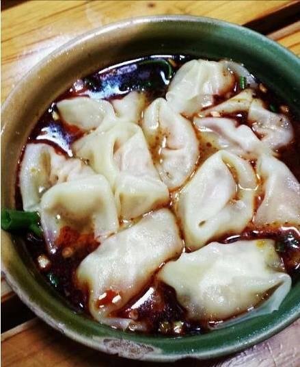 娱乐吃瓜酱重庆,从垫江酱瓜到小吃一条街的味蕾之旅