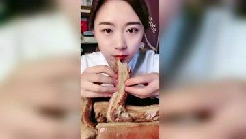 娱乐吃瓜酱女生 第1张 娱乐吃瓜酱女生 第1张