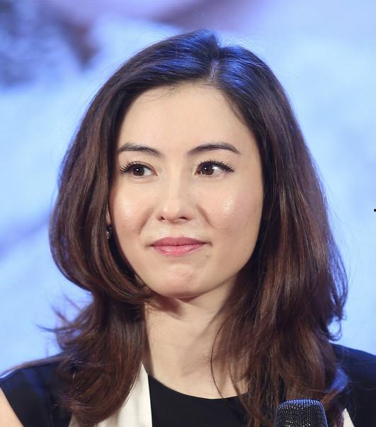 吃瓜她进娱乐圈,揭秘她如何进军娱乐圈 第3张 吃瓜她进娱乐圈,揭秘她如何进军娱乐圈 第3张