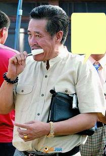 森哥娱乐吃瓜,吃瓜群众背后的故事  第2张