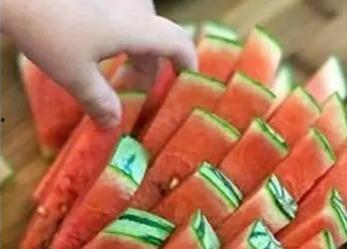 专业娱乐吃瓜,揭秘明星幕后那些事儿  第1张