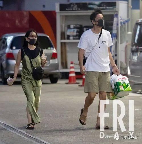 娱乐吃瓜盘点营,揭秘明星幕后故事  第1张