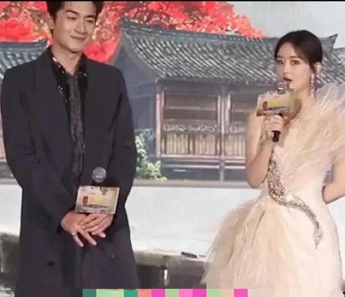 娱乐八卦吃瓜用的歌曲叫什么,揭秘娱乐八卦界的“瓜田”旋律 第1张 娱乐八卦吃瓜用的歌曲叫什么,揭秘娱乐八卦界的“瓜田”旋律 第1张