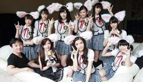 娱乐716吃瓜入口,揭秘娱乐圈最新“吃瓜”入口，带你领略明星幕后故事  第1张