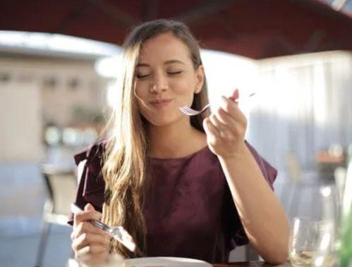 娱乐吃瓜酱老外,揭秘老外眼中的中国娱乐圈 第2张 娱乐吃瓜酱老外,揭秘老外眼中的中国娱乐圈 第2张