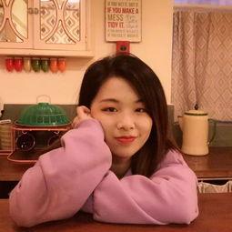 为吃瓜进了娱乐圈百度云,意外踏入娱乐圈的奇幻旅程 第1张 为吃瓜进了娱乐圈百度云,意外踏入娱乐圈的奇幻旅程 第1张