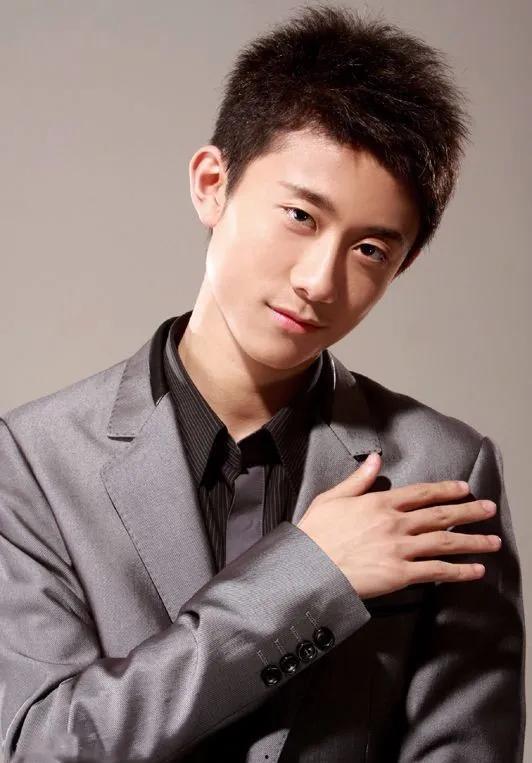 张一山娱乐圈吃瓜视频大全,张一山娱乐圈独家吃瓜视频大盘点  第1张