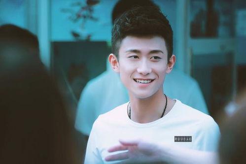 张一山娱乐圈吃瓜视频大全,张一山娱乐圈独家吃瓜视频大盘点  第2张