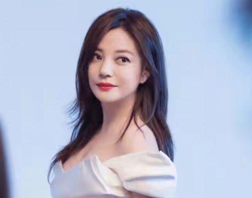 娱乐吃瓜赵薇,娱乐圈的“吃瓜”女王，揭秘幕后故事  第1张