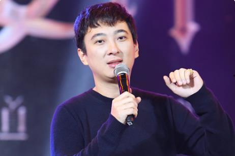 娱乐圈吃瓜男歌手名单是谁,揭秘那些被热议的歌手们  第2张