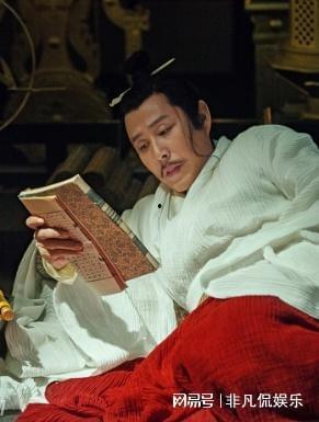 娱乐吃瓜老戏骨,揭秘老戏骨的吃瓜传奇  第2张