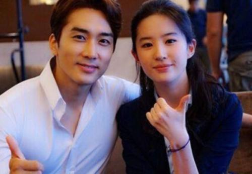 娱乐圈吃瓜论坛有哪些,揭秘明星幕后故事与八卦风云  第3张