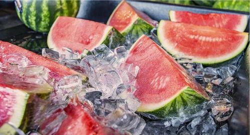 娱乐吃瓜场湛江,吃瓜群众的热议焦点  第2张