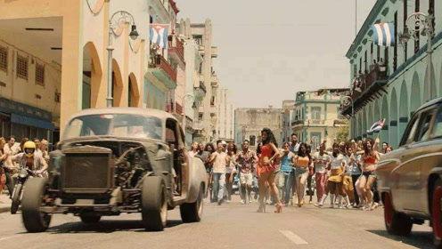 娱乐吃瓜君别墅,揭秘隐藏在豪宅背后的奢华生活  第2张