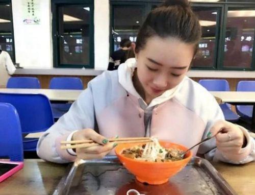 二胖娱乐吃瓜,揭秘娱乐圈背后的那些事儿  第3张