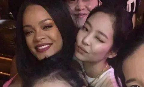 娱乐吃瓜酱父母,揭秘明星父母背后的故事  第2张